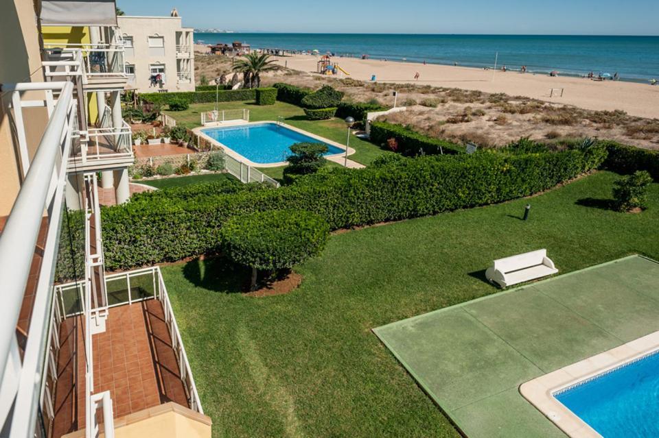 APARTAMENTO EN PRIMERISIMA LINEA DE PLAYA n 10 Playa De Xeraco Kültér fotó